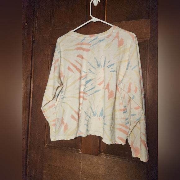 Freeze Multi Color Butterfly Crop Top. - Picture 2 of 6